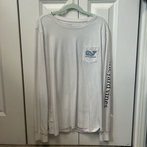 Woman’s, long sleeve vineyard vines top